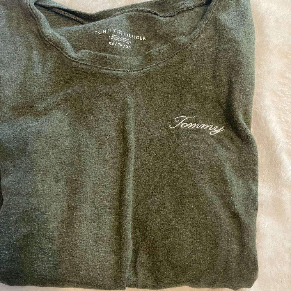2 long sleeve shirt